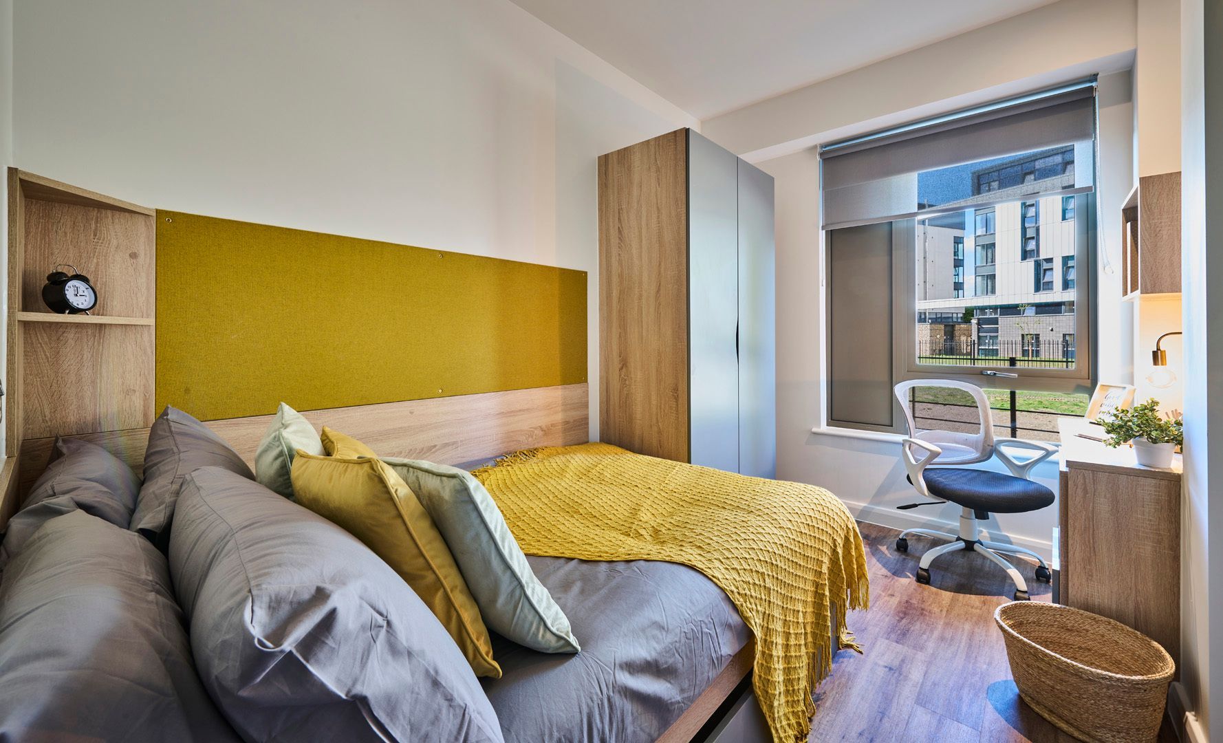 Ensuite Gold Plus